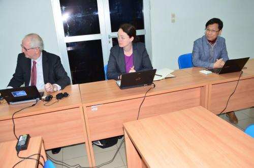 Reunion-Groupe-experts-en-infra-telecom51